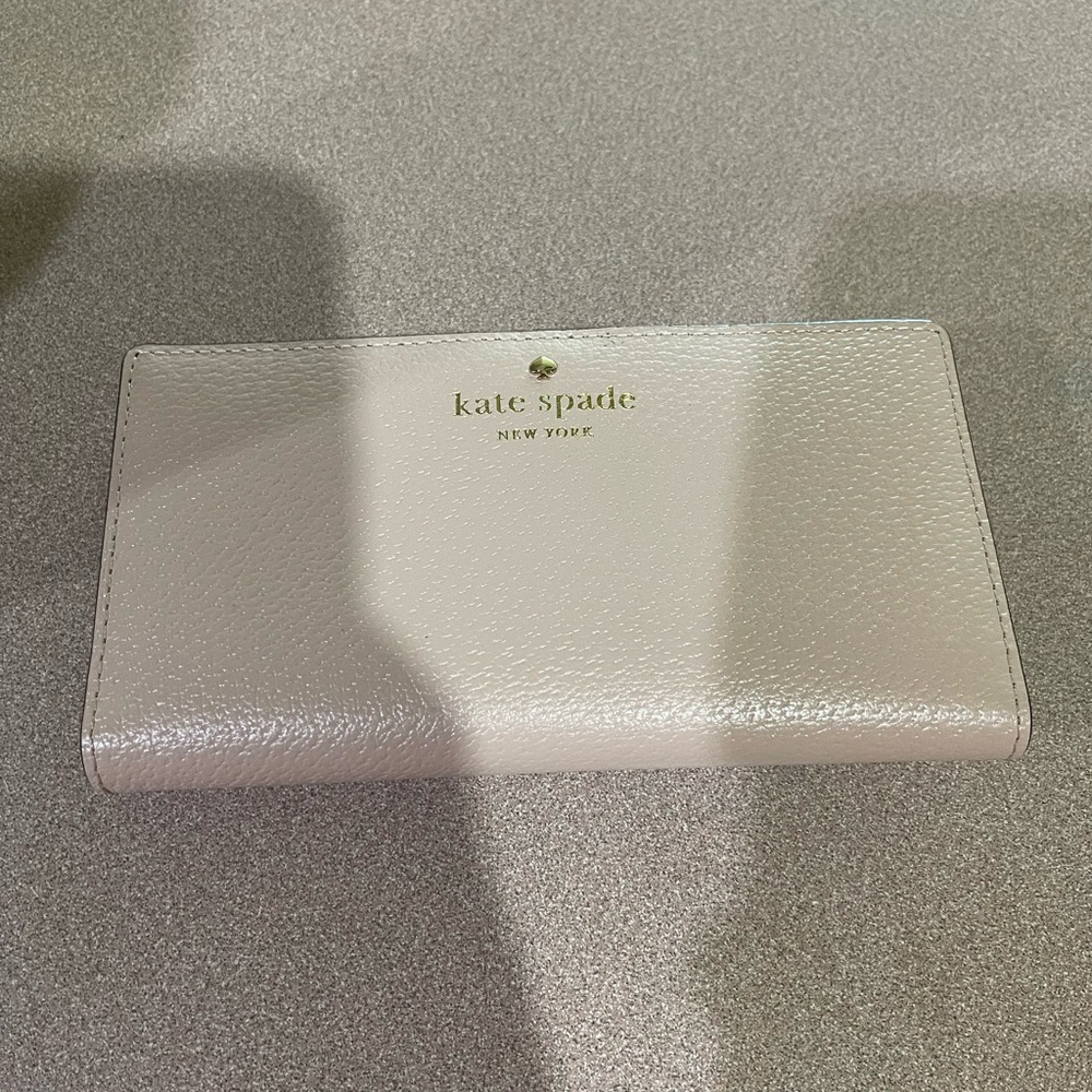 Kate Spade Light Beige Wallet